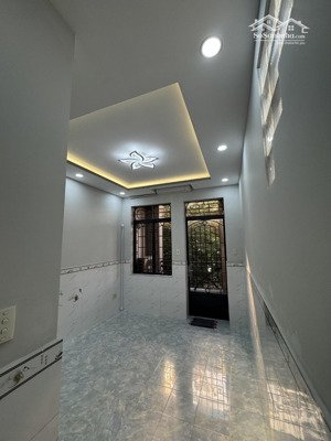bán nhà mặt tiền đường tôn thất hiệp quận 11 dt 3,2x9m giá 7,5tỷ ,nhà đang hoàn công..
