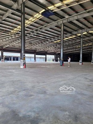cho thuê kho cao cấp gần sân bay, tân bình - vị trí vàng cho logistics & trung chuyển hàng hóa
