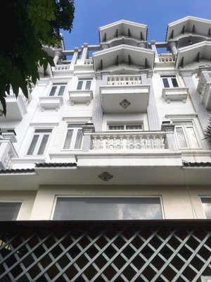 bán nhà cc 1/ sát mt đường số 1 thống nhất, p16, gò vấp. dt 4x16m, cn 64m, 5tấm, hxh 5m, giá 9.6tỷ