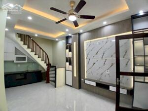 Nhà phố Tôn Đức Thắng – Vị trí đẹp - Ngõ nông – Nhà đẹp – 33m2 – 4 tầng – 6.15 tỷ