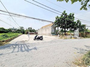 bán gấp lô đất ven sông sài gòn view vạn phúc city , hẻm 125 vườn lài