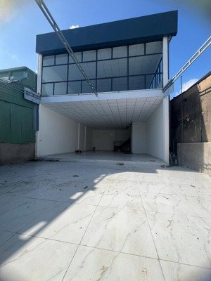cho thuê nhà mặt tiền thích hợp vừa ở vừa kinh doanh tại tân đông hiệp dĩ an