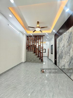 bán nhà thái thịnh, đống đa, ngõ ô tô, gần phố, dân xây chắc chắn, 50m2 x 5 tầng, giá 13 tỷ