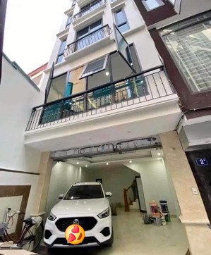 nhà trường chinh 44m2, năm tầng, ngõ 2 ô tô tránh, sát mặt phố