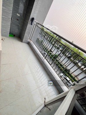 chủ nhà gửi bán căn góc 80m2 2 ngủ 2vs nội thiết kế đồng bộ rất đẹp, thoáng sáng. giá chỉ 2,8x tỷ