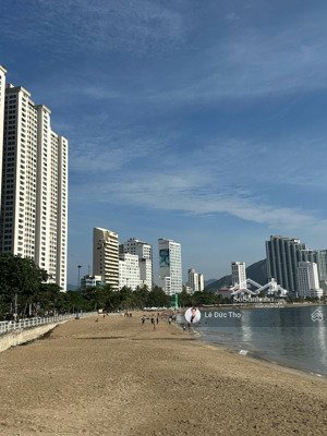 cho thuê căn góc view biển đẹp 3 mặt tiền phạm văn đồng với đặng tất gần mường thanh viễn triều