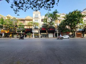 bán nhà mặt đường văn cao - vị trí đẹp - kinh doanh tốt - dòng tiền sẵn