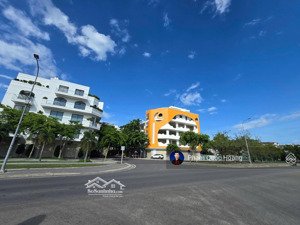 28tỷ full nội thất --bán biệt thự vcn phước hải full nội thất gỗ xịn xò . lh em hoàng 