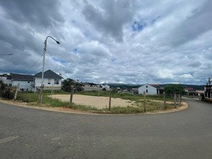 801m2 xuân thọ- đất ở- hai mặt tiền - đường ô tô.