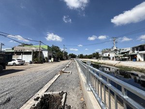 dự án đất mặt tiền kênh tl02 sát cầu an lộc - giáp gò vấp - giá tốt đầu tư - sát trường học.