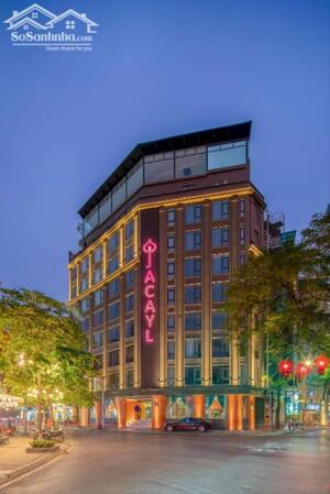 Bán tòa VP phố Trần Thái Tông 145m 9T Mặt Tiền 11m Vỉa hè 5m. Doanh thu 200tr/th