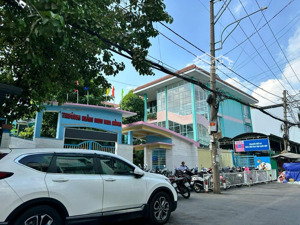 nhà hiếm khu vip hẻm 55 nguyễn văn công 76m2 ngang 4m 4 lầu đẹp gần bv 175 chỉ 9 tỷ 890