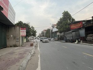 cho thuê kho xưởng 120m2 tại mặt đường phó đức chính, hoàn long, yên mỹ