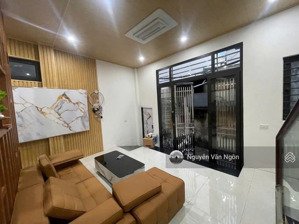 hàng hiến nhà mặt dân xây chắc chắn mặt ngõ ỷ la - dương nội - hà đông -31m2 - giá chỉ 5.33 tỷ