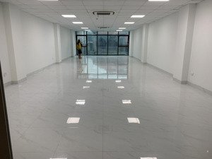 building mặt phố quận thanh xuân - 110m2 - 9 tầng - mt 6,5m - dt gần 2tỷ/năm - vip nhất phố