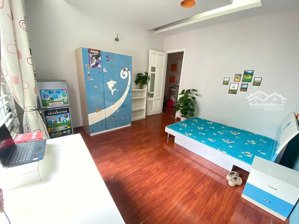 cho thuê phòng trọ ngõ 73 hoàng ngân điều hòa nóng lạnh đẹp như hinhg phòng 401 ở luôn giá 3.4 tr