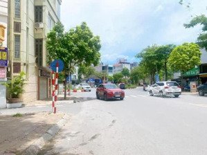 bán nhà xuân la, giá đầu tư, 100m mặt hồ tây, xây ccmn, khách sạn đẹp, 169m2, 32 tỷ. 