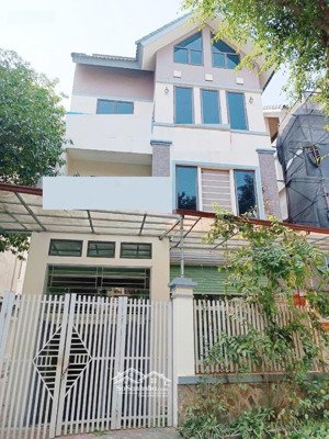 duy nhất nhà có hầm phố nguyễn văn lộc - mỗ lao, dt 90m2, 4 tầng, kinh doanh - vp cực đẹp