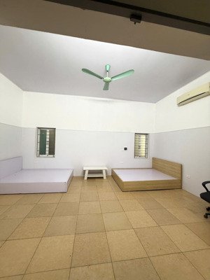 âu cơ- 88m 2pn rộng + sân- ngõ ô tô- nhà mới tinh ( không chung chủ) 6tr