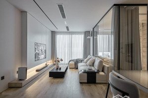cần bán chung cư oriental plaza, tân phú, dt 78m2, 2pn - 2wc. giá 3,3 tỷ. lh: tài)