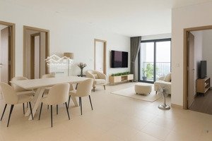 vợ chồng em cần bán nhanh căn hộ 3pn 2 wc tại dolphin plaza dt 145m2, giá 8 tỷ, lh: 