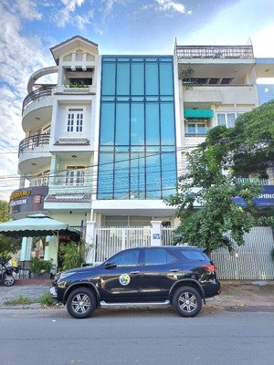 mt nguyễn quý cảnh - song hành 5 x 20m hầm 4 tầng thang máy, sàn suốt