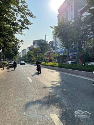 bán gấp nhà mặt phố lạc long quân, 92m2, kinh doanh sầm uất, vỉa hè đá bóng, giá 41 tỷ (có tl)