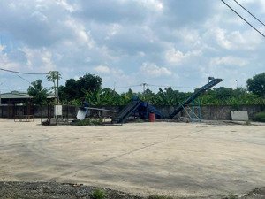 gấp gấp. bán nhà xưởng mặt tiền nhựa tổng diện tích ~10.000m2 quy hoạch skc, thống nhất - đồng nai