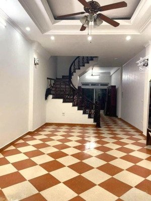 cho thuê nhà liền kề văn quán 80m2, mt 5m, vỉa hè rộng an ninh tốt, nhà mới giá 18 triệu 