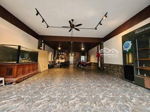 cho thuê nhà nguyên căn thang máy 100m2 x 5 tầng, mặt tiền 7.5m gần aeon long biên