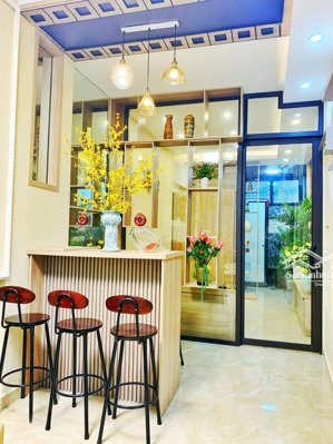 chính chủ bán nhà mặt phố huế 57m2 5.1m mặt tiền lõi quận hbt 33.5 tỷ