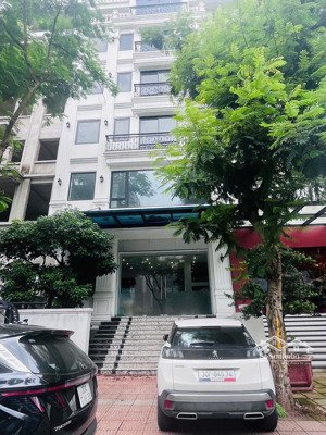 bán nhà liền kề long biên vỉa hè ô tô tránh kinh doanh 4 tầng thang máy 95m2 chỉ 16,45 tỷ