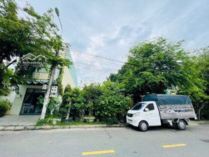 cần bán gấp 1 lô đất đẹp đường lư giang