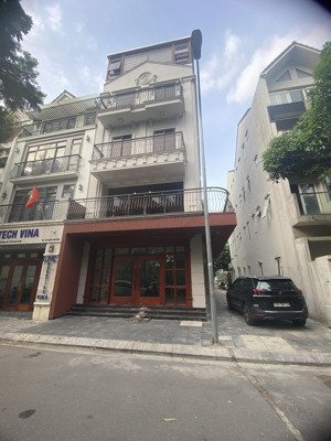 cho thuê lk có thang máy a10 - nam trung yên, nguyễn chánh. dt 75m2, 5 tầng, mt 6m giá 50 tr/th