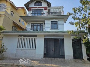 bds hvl cho thuê biệt thự trống 217m2 làm văn phòng đường liên phường phước long b q9.