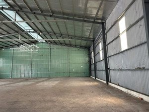 kho xưởng vị trí đẹp. ngay vạn phúc city. dt 300m2. đường xe cont, điện 3 pha, cao 8m