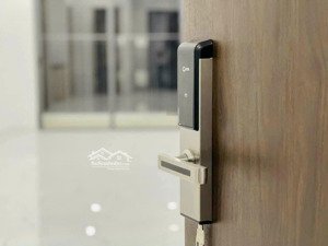 bán căn hộ 3pn - 86m2 giá 2,35 tỷ tầng cao, sẵn sổ