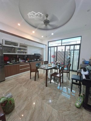 bán căn hoàng huy mall 78m x 4 tầng. giá cực tốt 11.8 tỷ