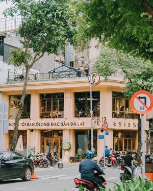 cho thuê nhà mặt phố xuân diệu, dt 300m2x2t mt 15m, đoạn ngay ngã tư, đối diện mặt hồ, kd mọi mh