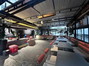 mặt bằng kinh doanh mặt tiền nguyễn trãi rộng 200m2, ngang 10m, cách quảng trường đà lạt chỉ 400m