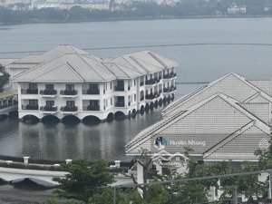 bán tòa căn hộ 7 tầng có thang máy tại tây hồ doanh thu 1 tỷ/năm