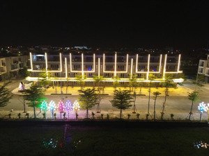 căn nhà phố duy nhất đường hqv ngang 7m giá siêu tốt