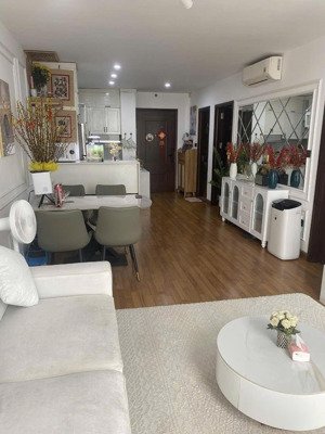 (hot). bán căn 70m2 2pn dự án home city trung kính giá cực hấp dẫn. lh: 