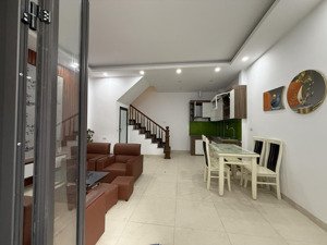 bán nhà vĩnh ninh - vĩnh quỳnh - thanh trì 40m2 x 5 tầng, cách 15m trục chính ô tô, giá chỉ 4,6tỷ