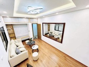 bán cc đẹp 65m2 tại kim mã, ba đình, hà nội, 2,95 tỷ vnd. gần lotte. oto đỗ tại chân cầu thang