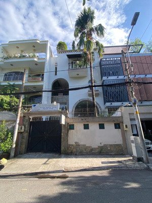 bán biệt thự trường sơn khu bắc hải, phường 15, quận 10 (7,5x20m) giá chỉ 43 tỷ
