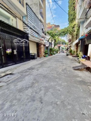 bán chdv hẻm xe hơi phạm văn bạch, 4.5x21m, 5 tầng, 13tỷ5, p15 tân bình