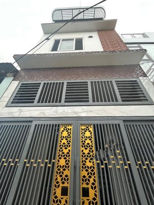 bán nhà 3 tầng gần đường chính hà huy tập - thanh khê