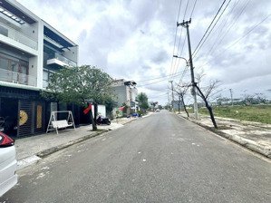 bán lô đất đường phạm đình bân - song song võ chí công - gần cầu khuê đông