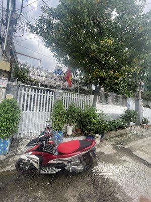 cho thuê nhà nguyên căn hẻm xh đường 138, phường tân phú, q9